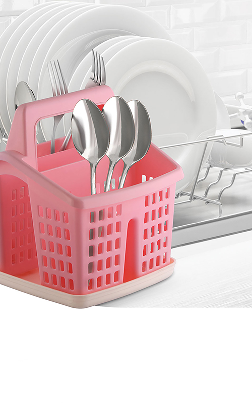 Utensils holder